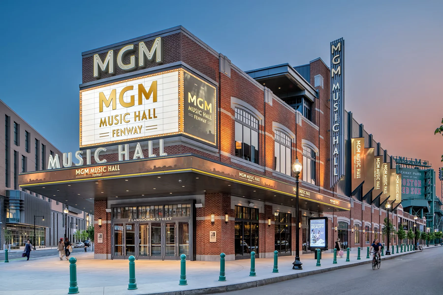 Make an entrance at MGM Music Hall